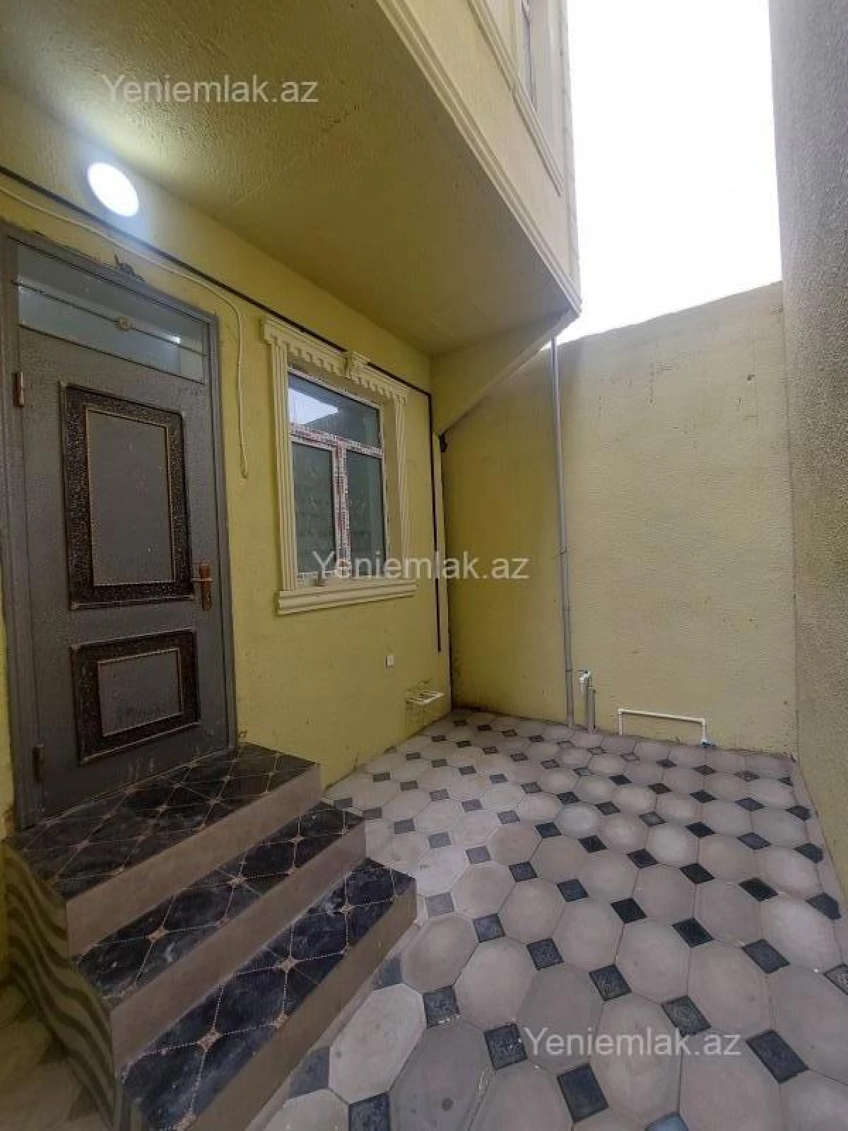 Satılır 3 otaqlı həyət evi 100 m²