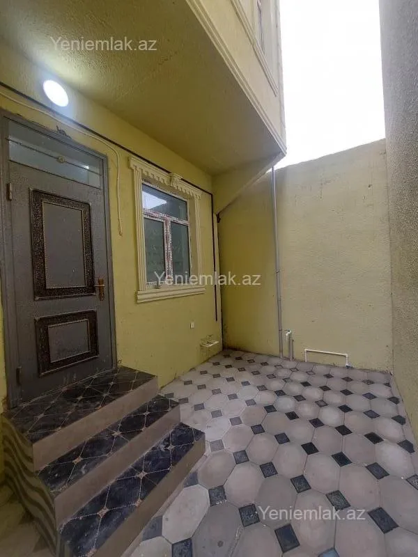Satılır 3 otaqlı həyət evi 100 m²