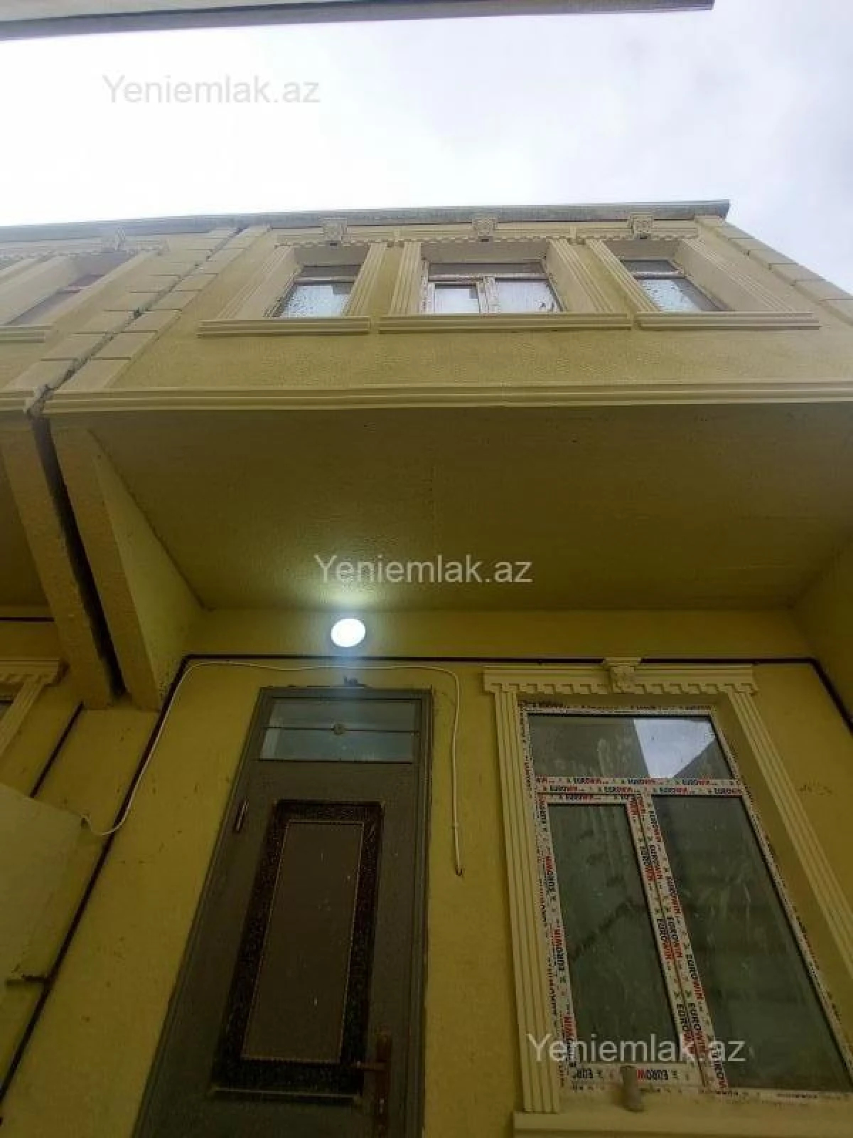 Satılır 3 otaqlı həyət evi 100 m²