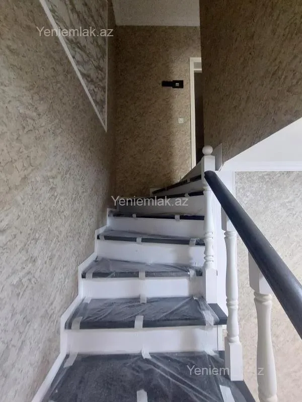 Satılır 3 otaqlı həyət evi 100 m²