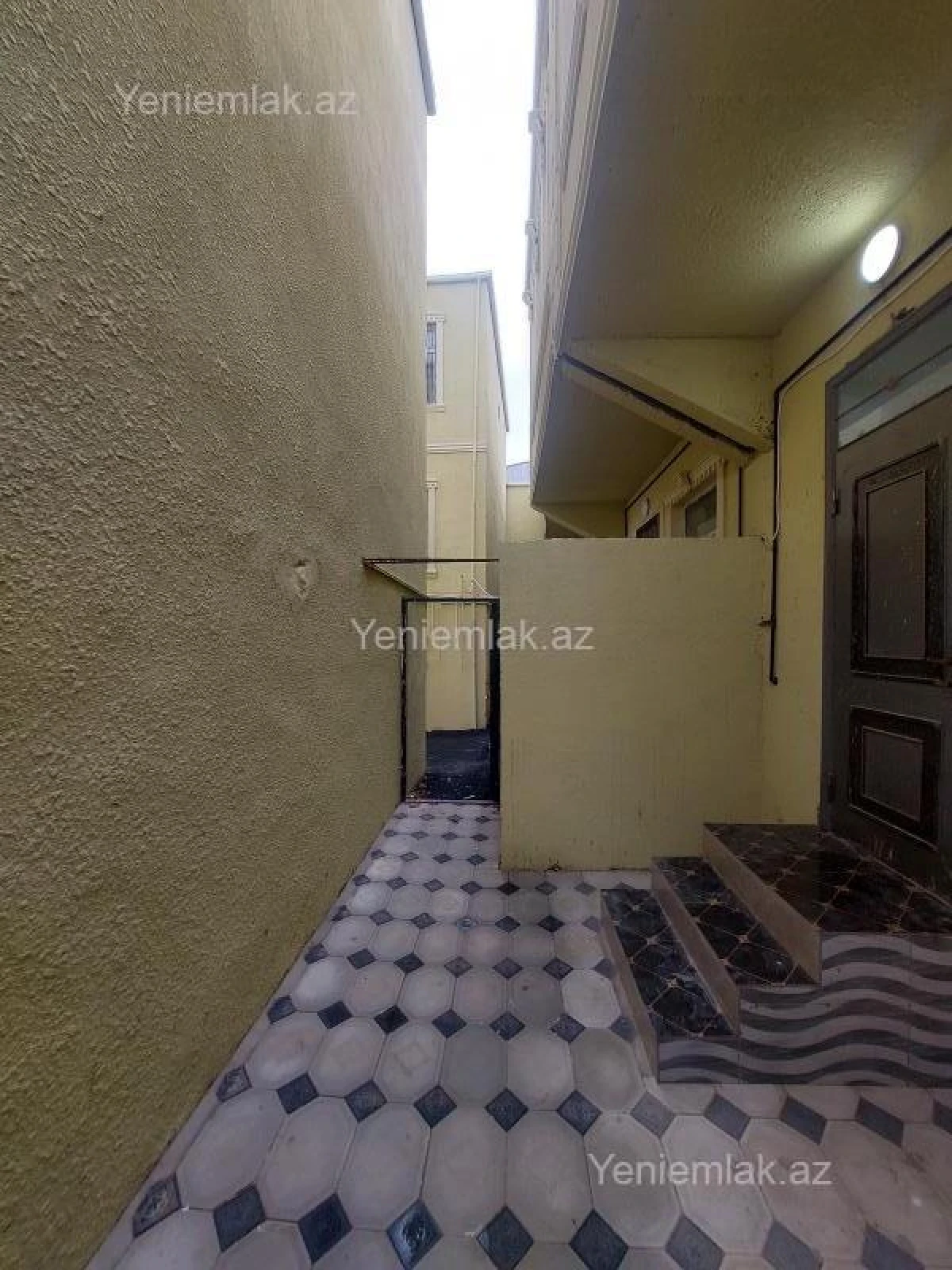 Satılır 3 otaqlı həyət evi 100 m²