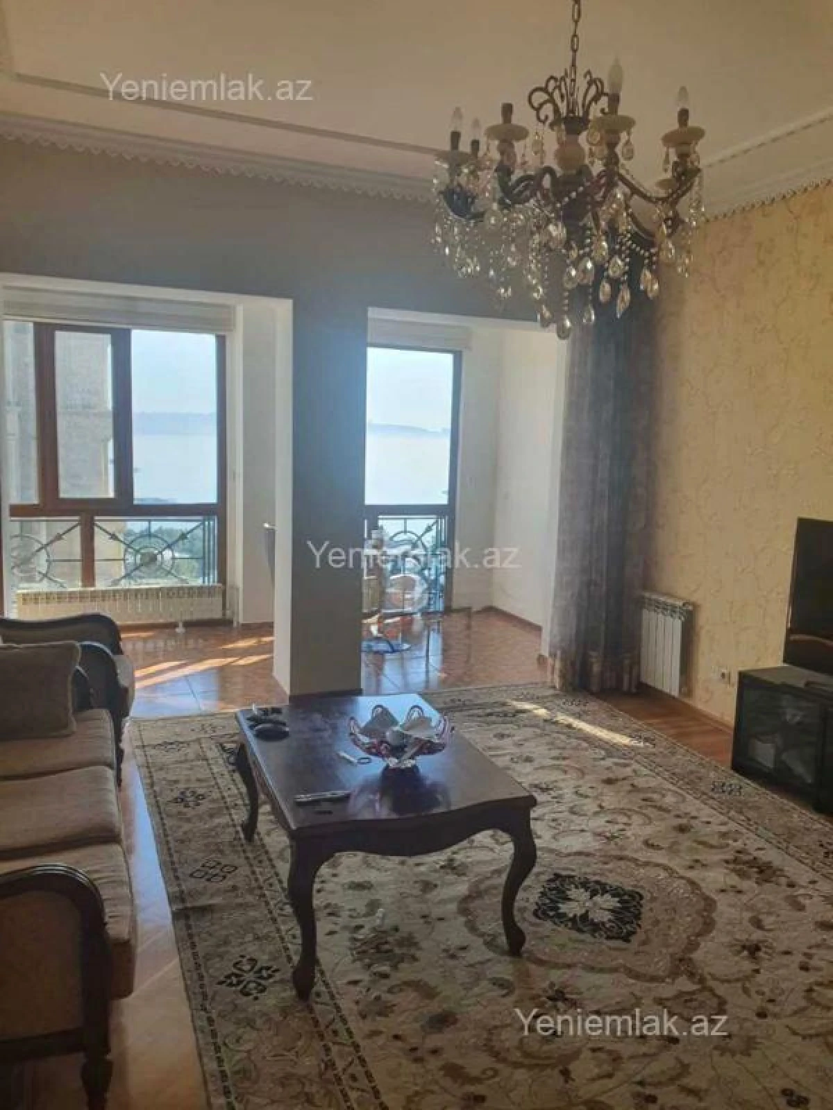 Satılır 3 otaqlı köhnə tikili 100 m²