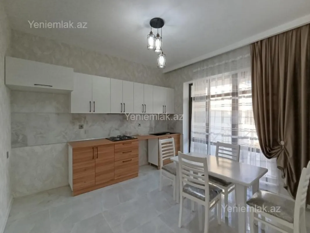 Satılır 4 otaqlı həyət evi 125 m²