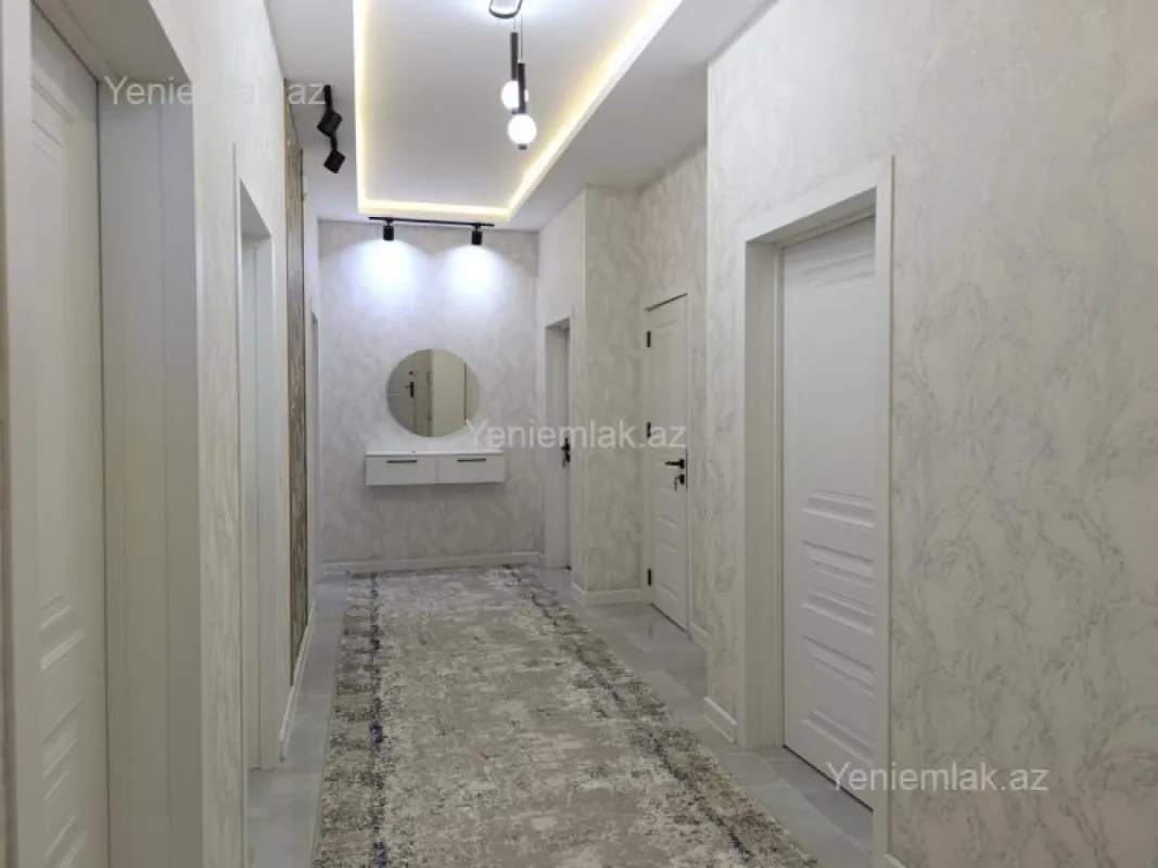 Satılır 4 otaqlı həyət evi 125 m²