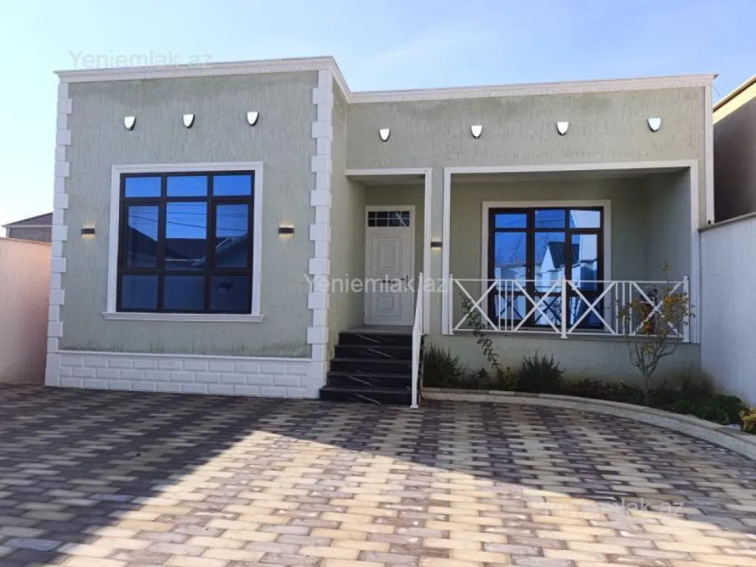 Satılır 4 otaqlı həyət evi 125 m²