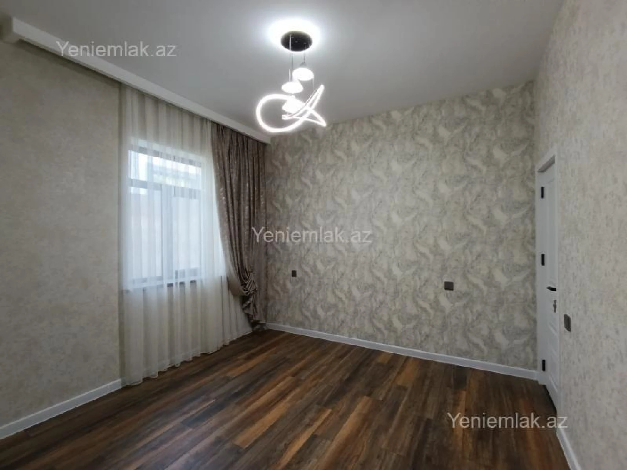 Satılır 4 otaqlı həyət evi 125 m²
