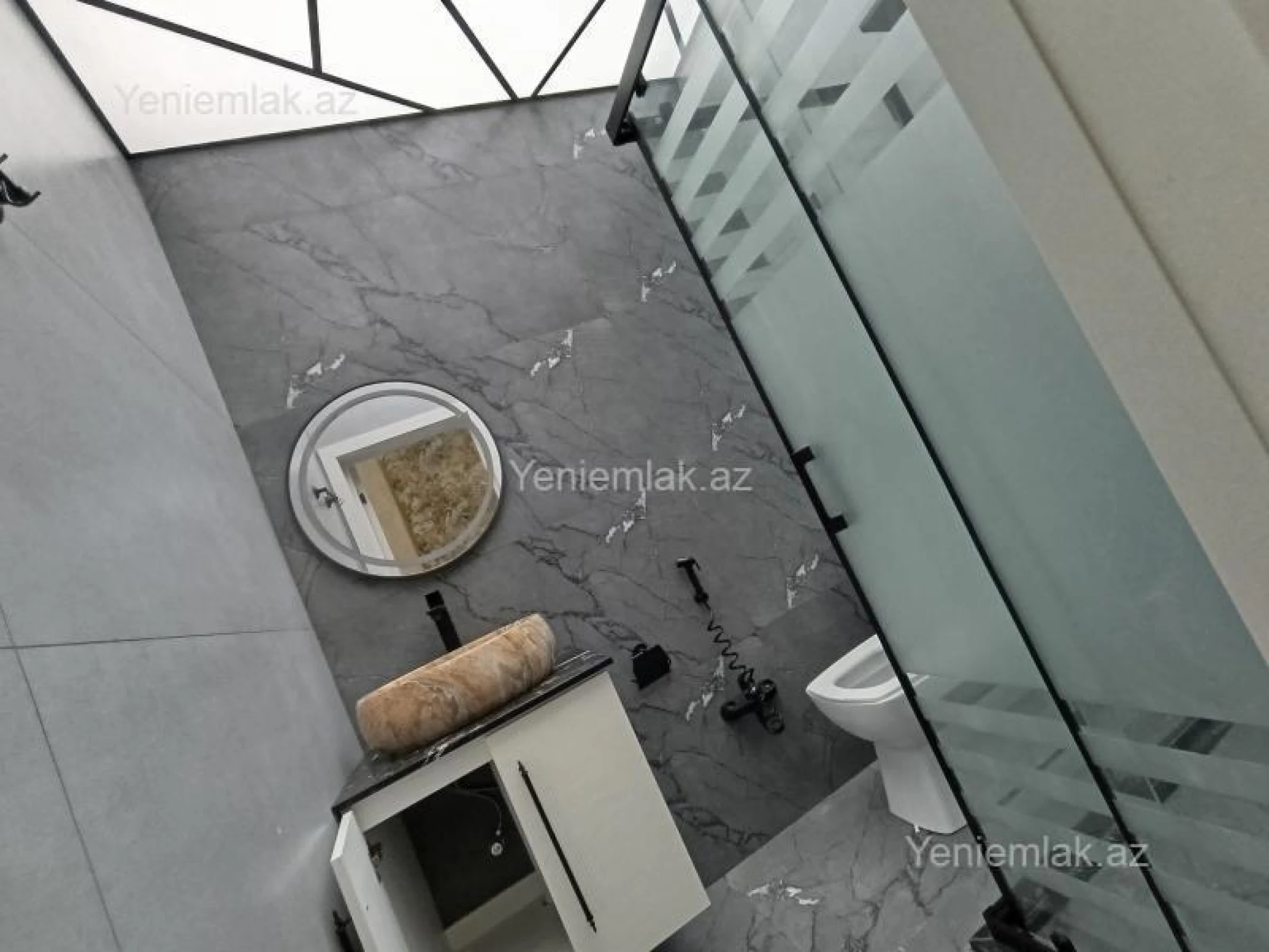 Satılır 4 otaqlı həyət evi 125 m²