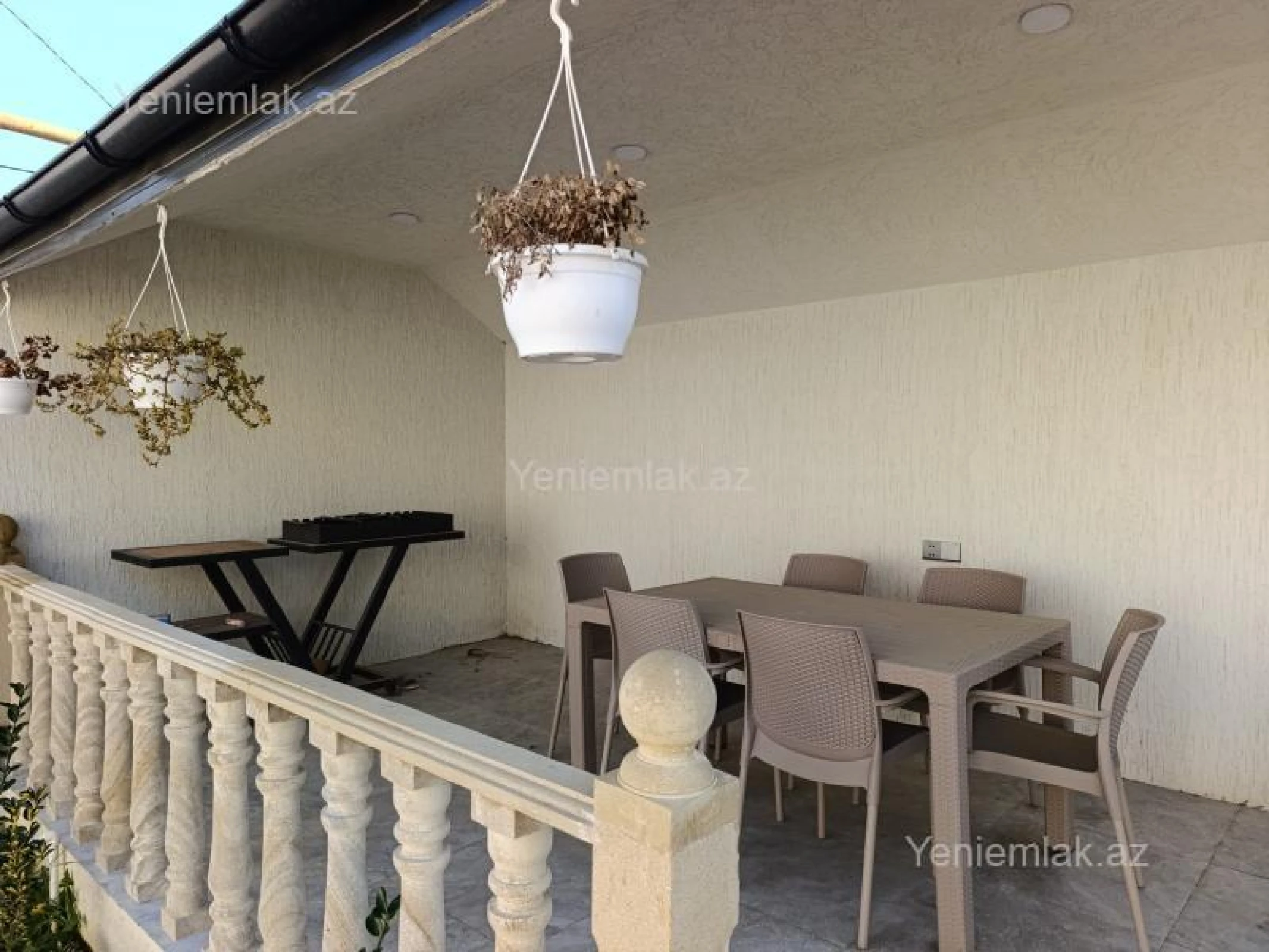 Satılır 4 otaqlı həyət evi 125 m²