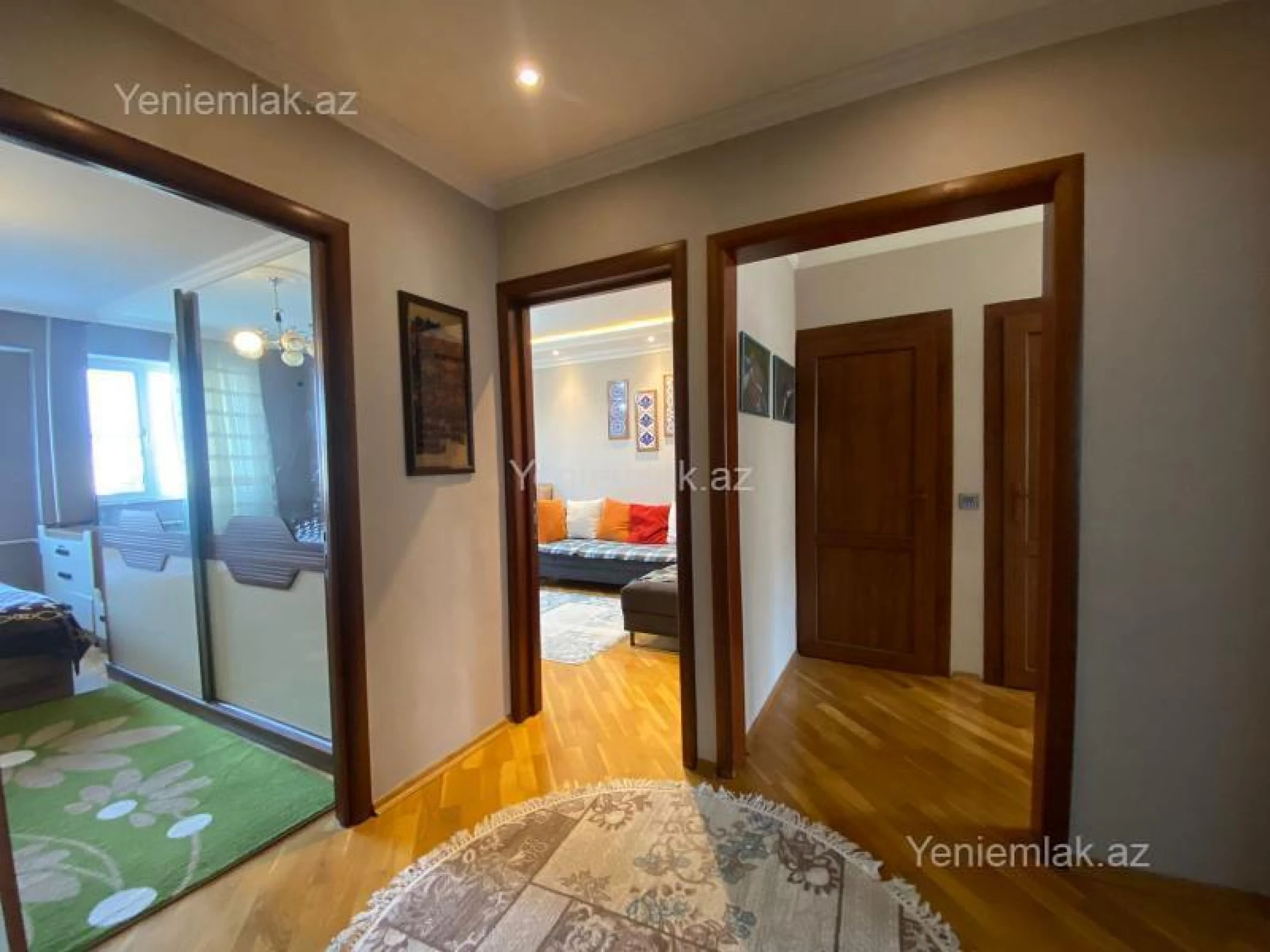 Satılır 3 otaqlı köhnə tikili 80 m²