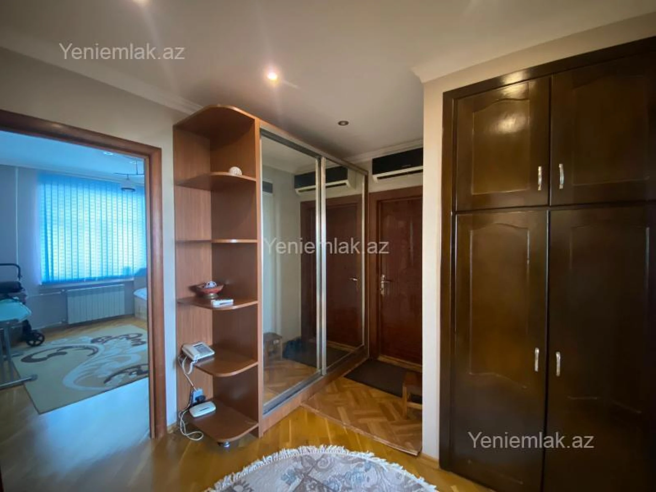 Satılır 3 otaqlı köhnə tikili 80 m²