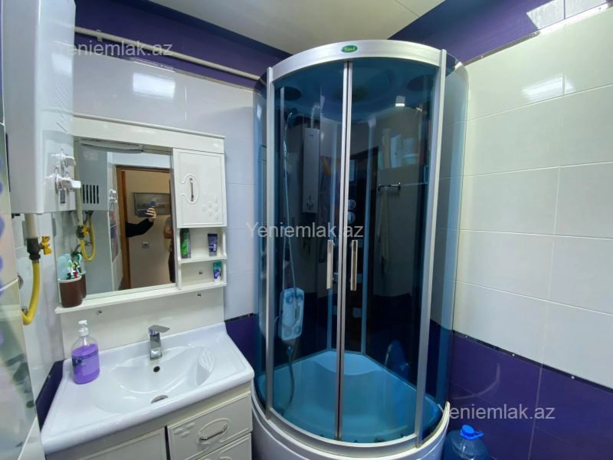 Satılır 3 otaqlı köhnə tikili 80 m²