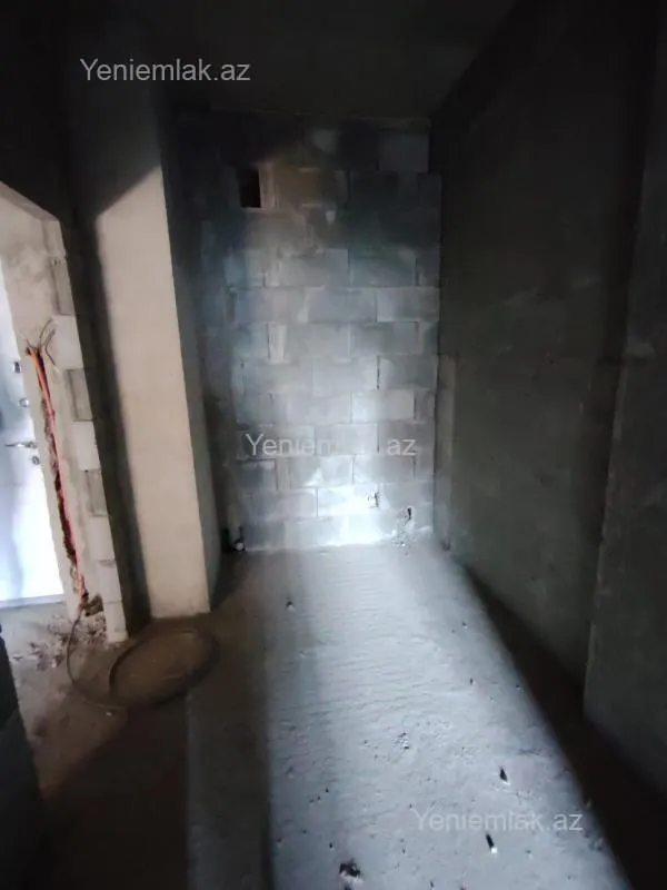 Satılır 2 otaqlı yeni tikili 60 m²