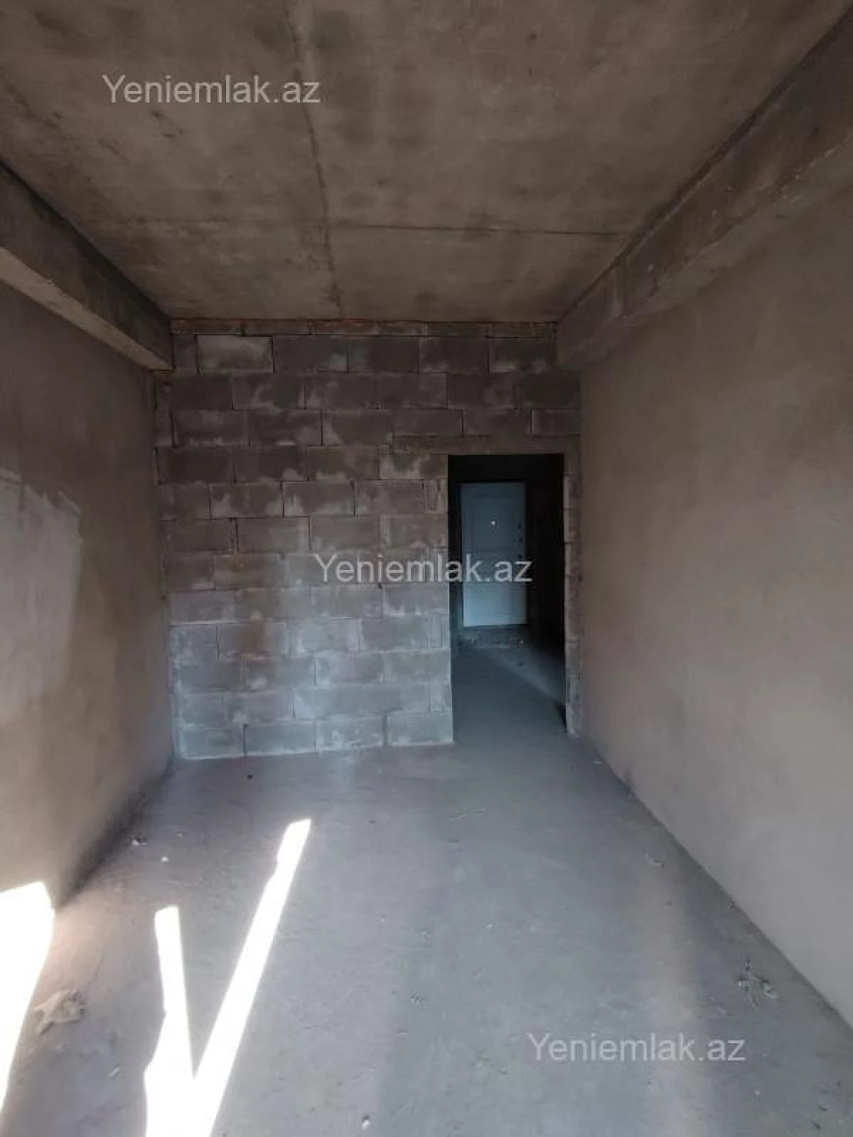 Satılır 2 otaqlı yeni tikili 60 m²