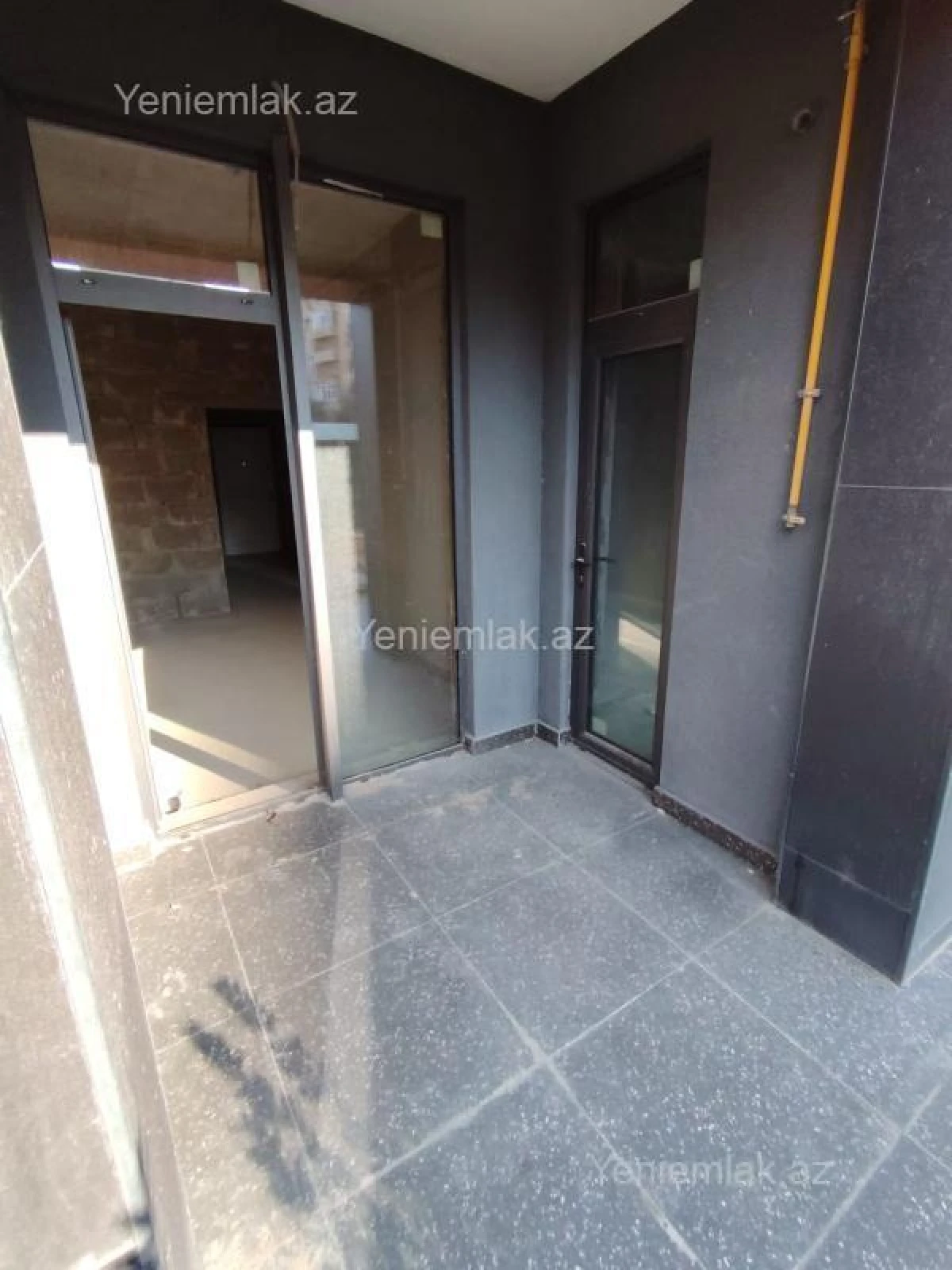 Satılır 2 otaqlı yeni tikili 60 m²