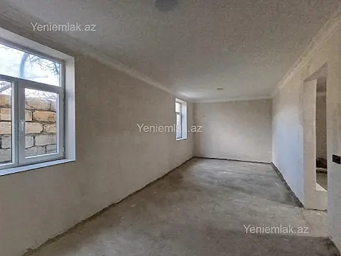 Satılır 6 otaqlı həyət evi 200 m²