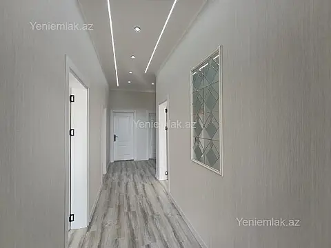 Satılır 6 otaqlı həyət evi 200 m²