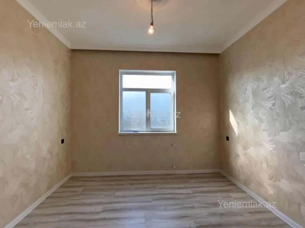 Satılır 6 otaqlı həyət evi 200 m²