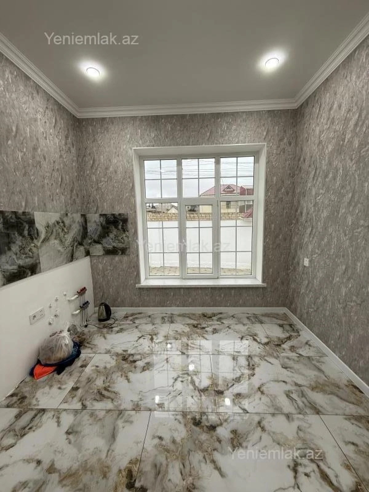 Satılır 3 otaqlı həyət evi 100 m²