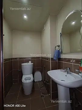 Satılır 3 otaqlı yeni tikili 130 m²