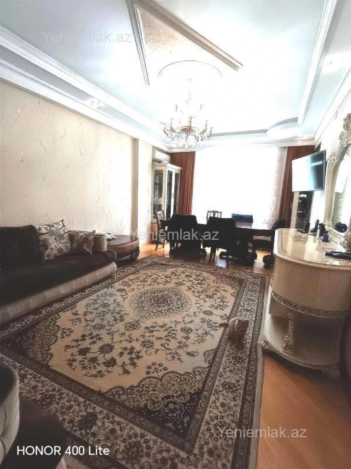 Satılır 3 otaqlı yeni tikili 130 m²