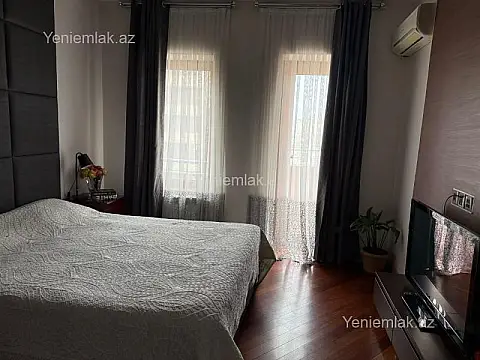 Satılır 5 otaqlı yeni tikili 245 m²