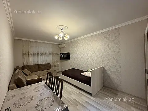 Satılır 2 otaqlı köhnə tikili 60 m²