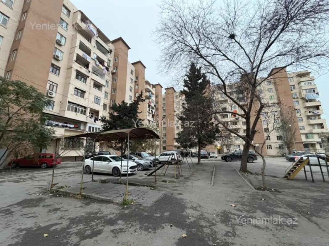 Satılır 2 otaqlı köhnə tikili 60 m²