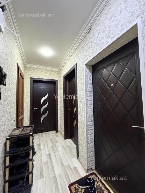 Satılır 2 otaqlı köhnə tikili 60 m²