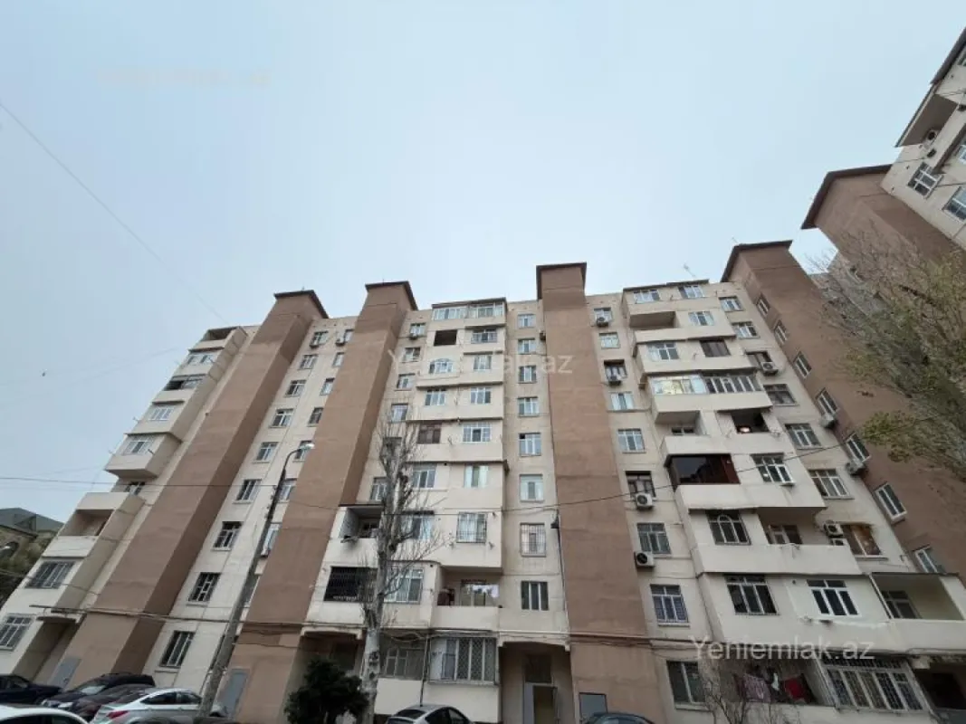 Satılır 2 otaqlı köhnə tikili 60 m²