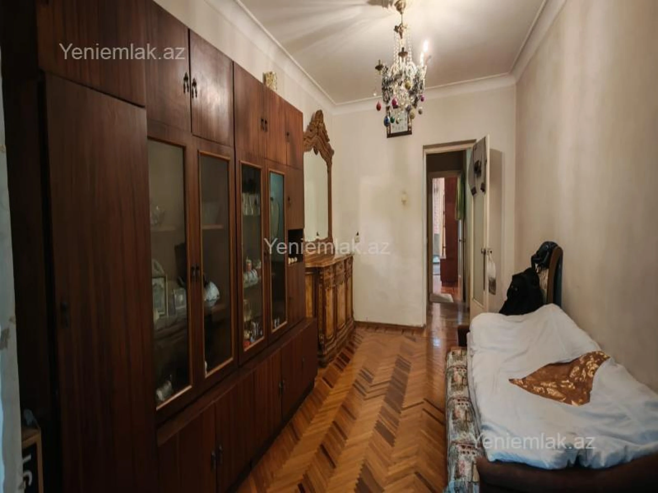 Satılır 3 otaqlı köhnə tikili 60 m²