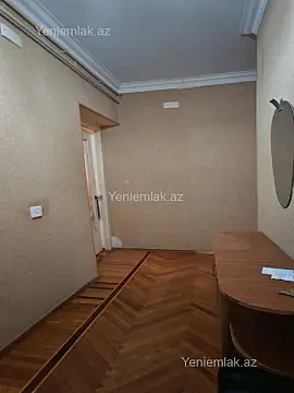 Satılır 3 otaqlı köhnə tikili 60 m²