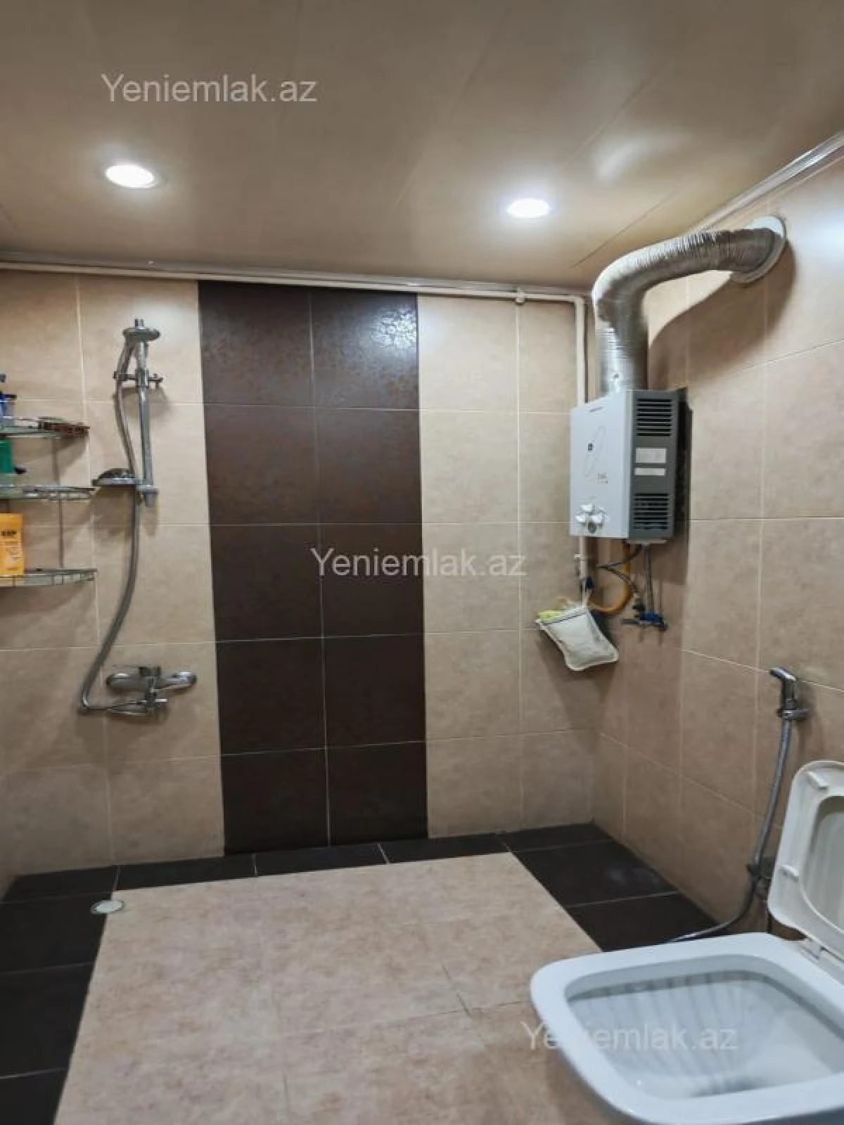 Satılır 3 otaqlı köhnə tikili 60 m²