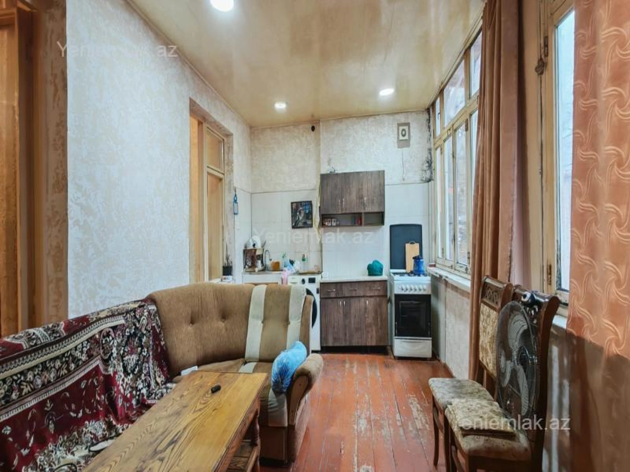 Satılır 3 otaqlı köhnə tikili 60 m²