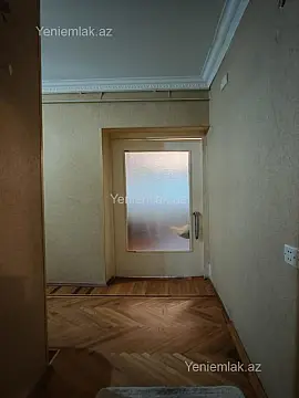 Satılır 3 otaqlı köhnə tikili 60 m²