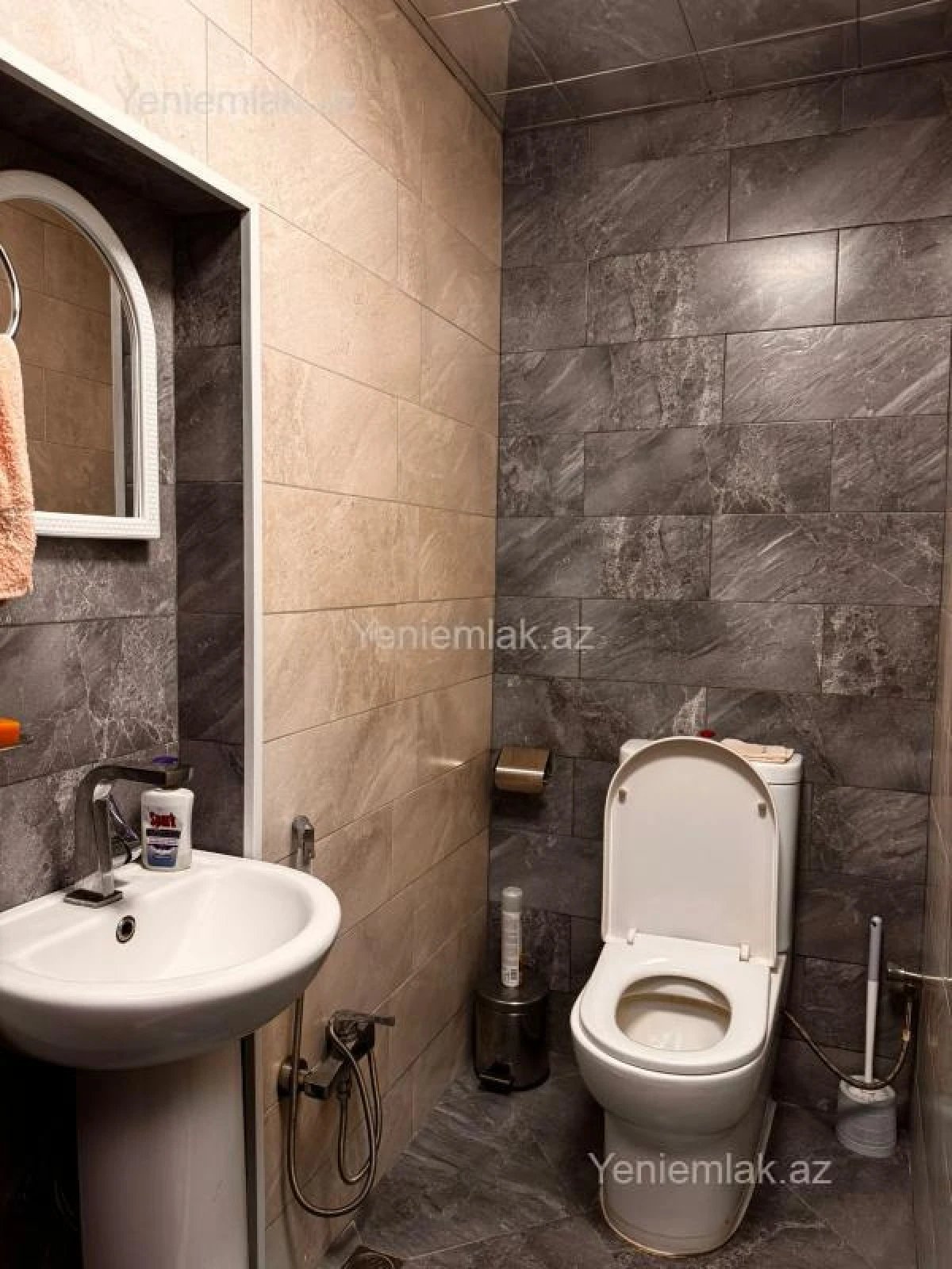 Satılır 3 otaqlı yeni tikili 115 m²