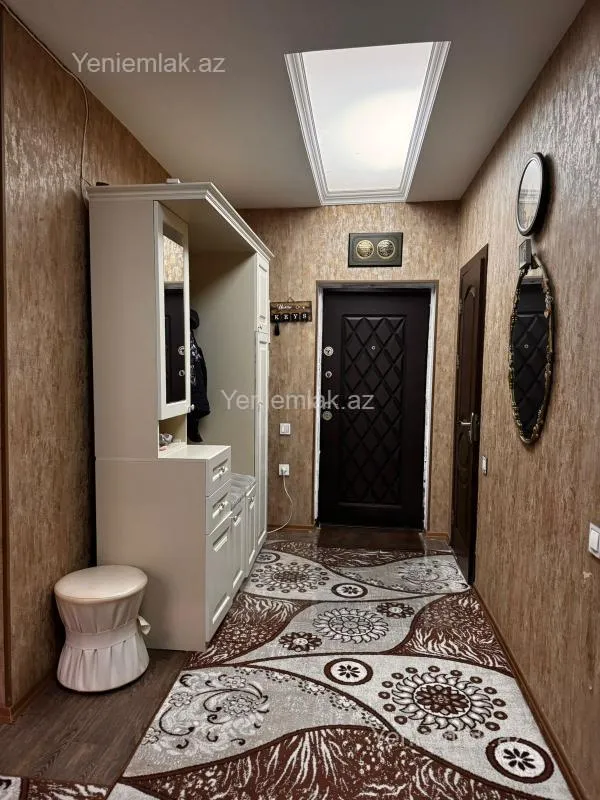 Satılır 3 otaqlı yeni tikili 115 m²