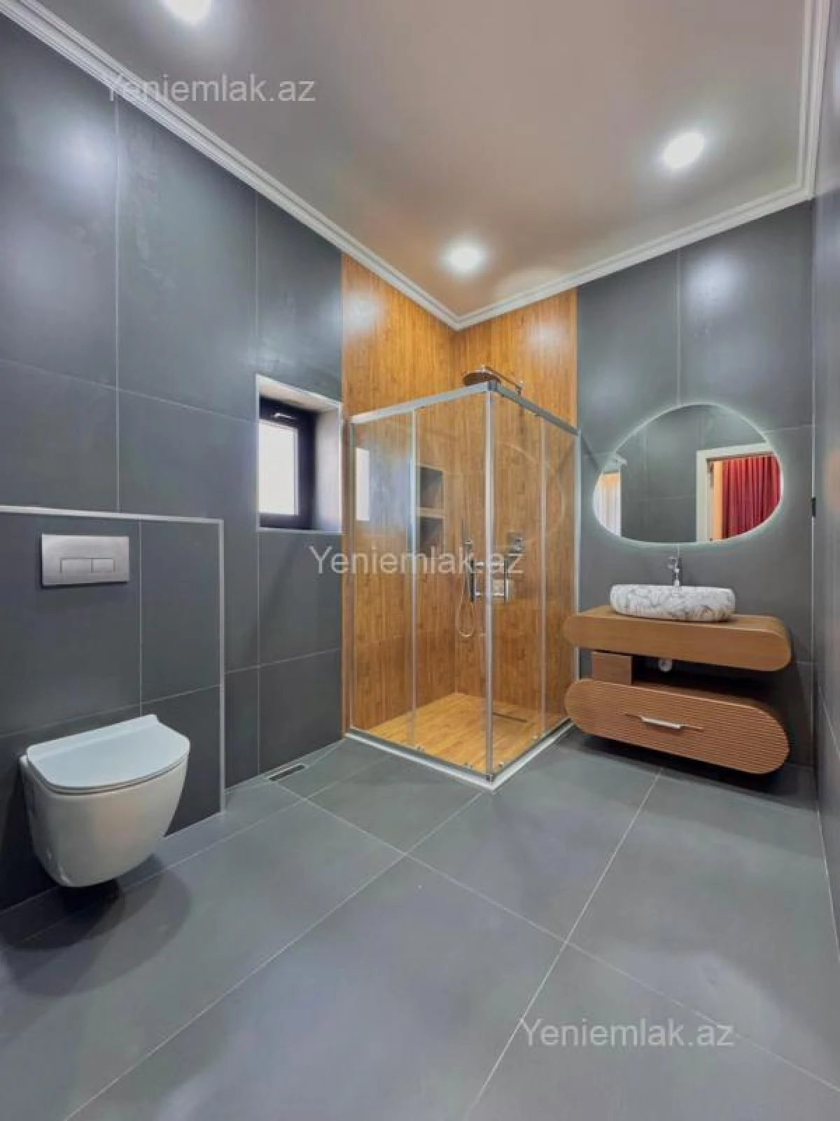 Satılır 5 otaqlı həyət evi 250 m²