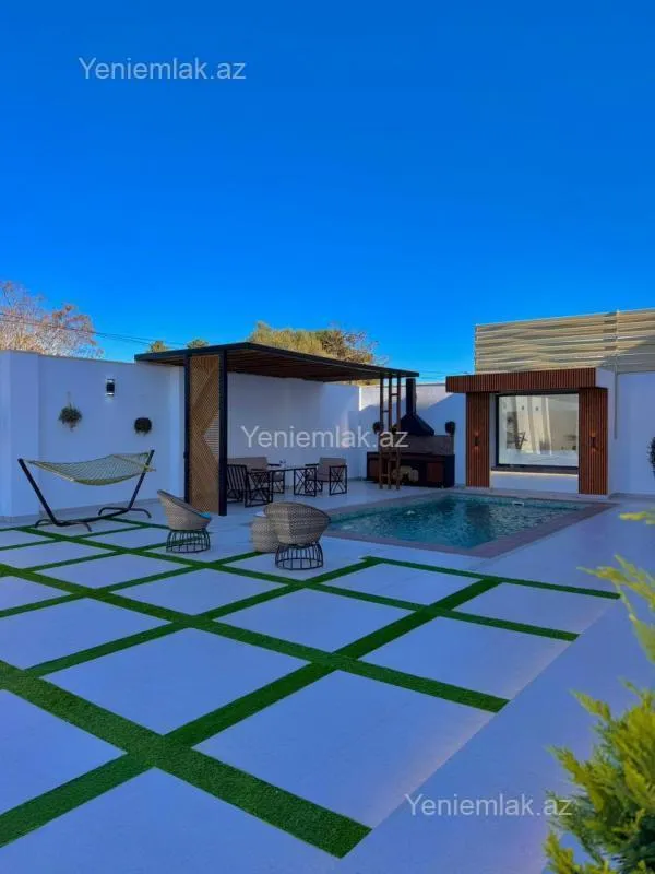 Satılır 5 otaqlı həyət evi 250 m²