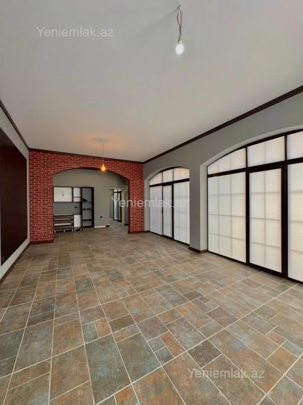 Satılır 4 otaqlı həyət evi 230 m²