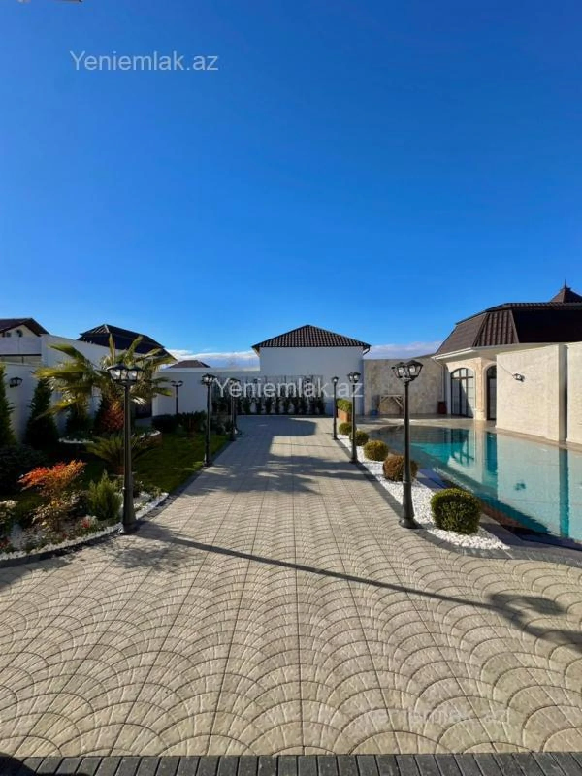 Satılır 4 otaqlı həyət evi 230 m²