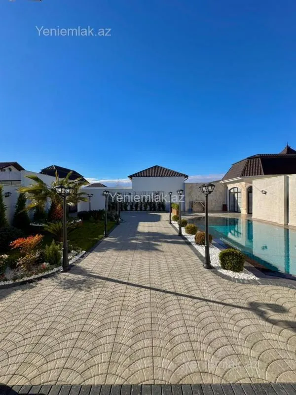 Satılır 4 otaqlı həyət evi 230 m²