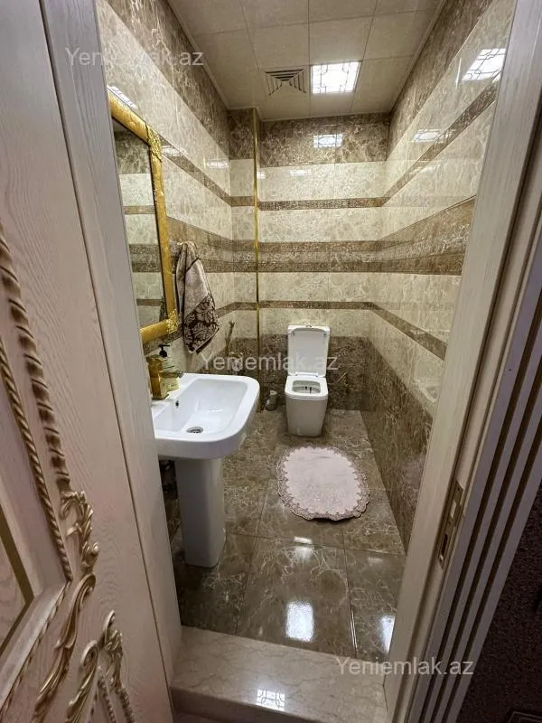 Satılır 5 otaqlı yeni tikili 180 m²