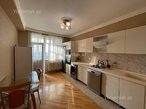 Satılır 3 otaqlı yeni tikili 125 m²