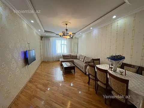 Satılır 3 otaqlı yeni tikili 125 m²