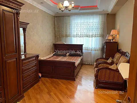 Satılır 3 otaqlı yeni tikili 125 m²