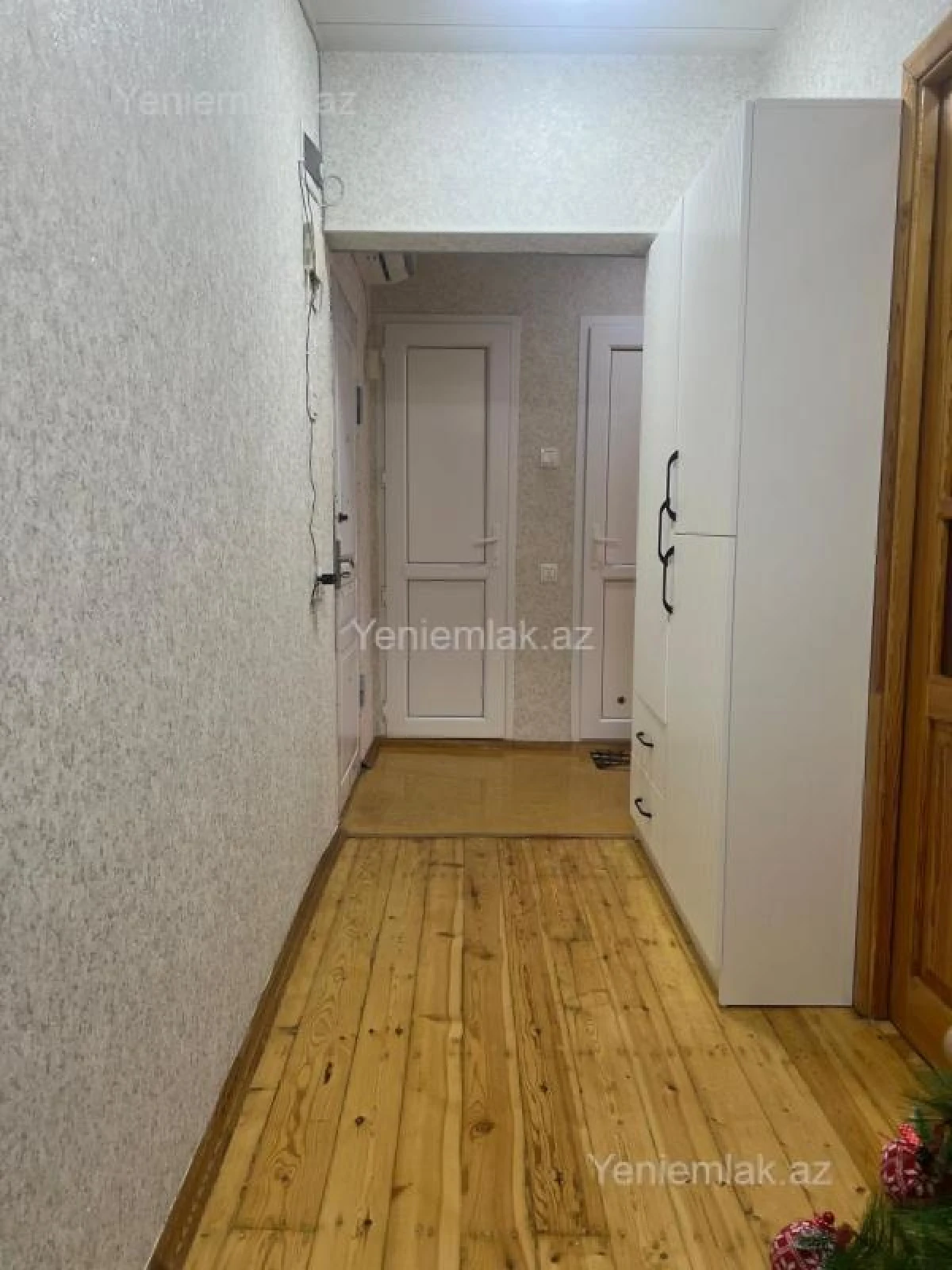 Satılır 2 otaqlı köhnə tikili 55 m²