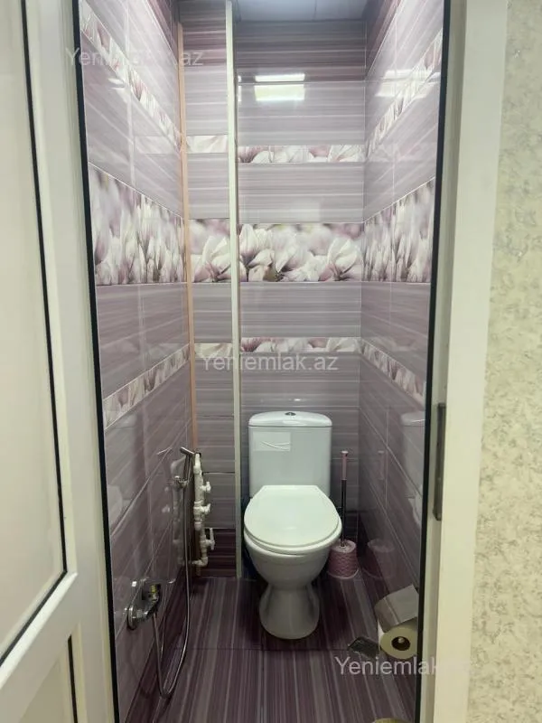 Satılır 2 otaqlı köhnə tikili 55 m²