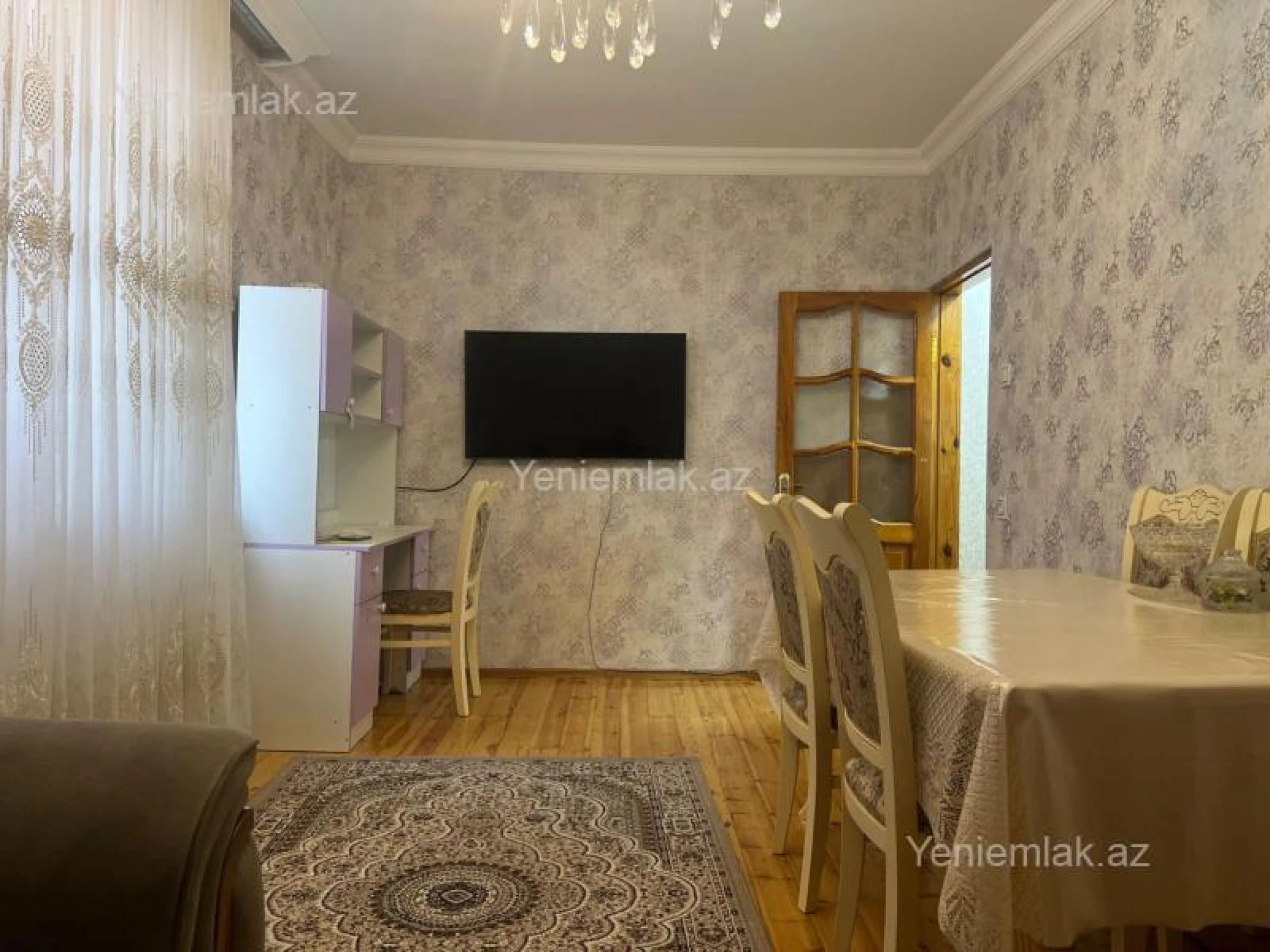 Satılır 2 otaqlı köhnə tikili 55 m²