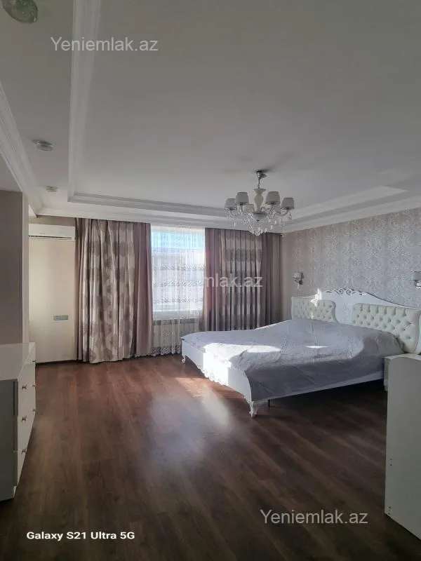 Satılır 4 otaqlı yeni tikili 128 m²