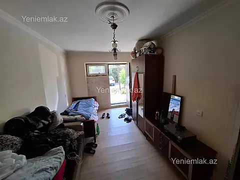 Satılır 3 otaqlı ofis 80 m²